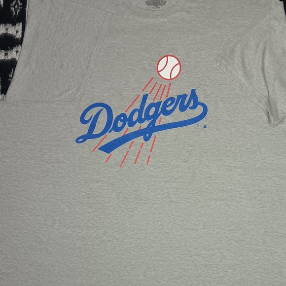 Fanatics Gray and Blue Short Sleeve Tee - Picture 4 of 5